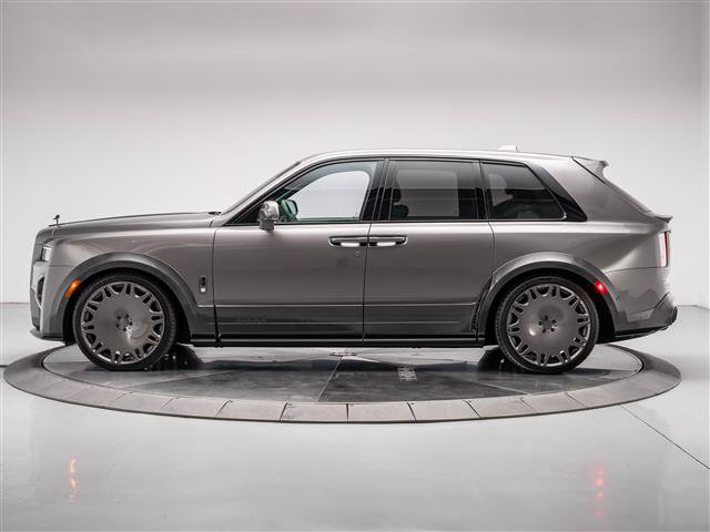 Used 2025 Rolls-Royce Cullinan AWD/4WD image 2