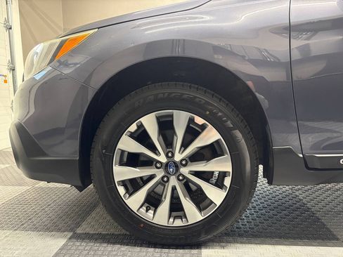 Used 2015 Subaru Outback 2.5i Limited AWD/4WD image 12