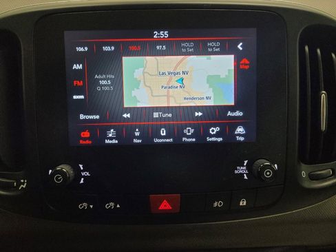 Used 2018 FIAT 500L Lounge w/ Graphite Edition FWD image 25