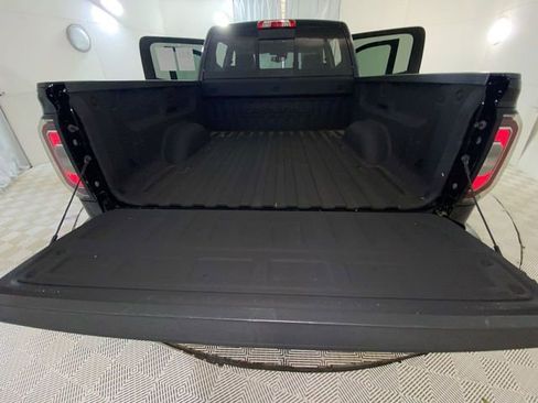 Used 2018 GMC Sierra 1500 Denali AWD/4WD image 30