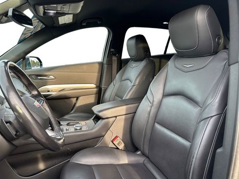 Used 2020 Cadillac XT4 Premium Luxury image 9