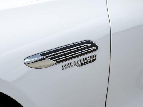 Used 2022 Mercedes-Benz SL 63 AMG 4MATIC image 36