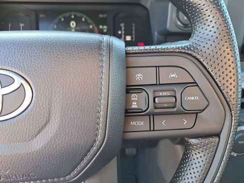 New 2026 Toyota Tacoma SR5 AWD/4WD image 19