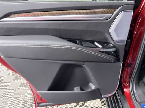 New 2026 Cadillac Escalade Platinum Sport w/ LPO, ONYX Package image 42