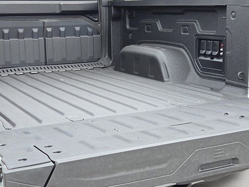 New 2026 GMC Sierra EV AT4 AWD/4WD image 9