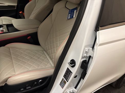 New 2026 Genesis GV70 3.5T Sport Prestige AWD/4WD image 12