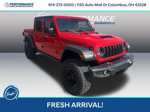 Used 2024 Jeep Gladiator Mojave w/ Technology Group AWD/4WD image 1