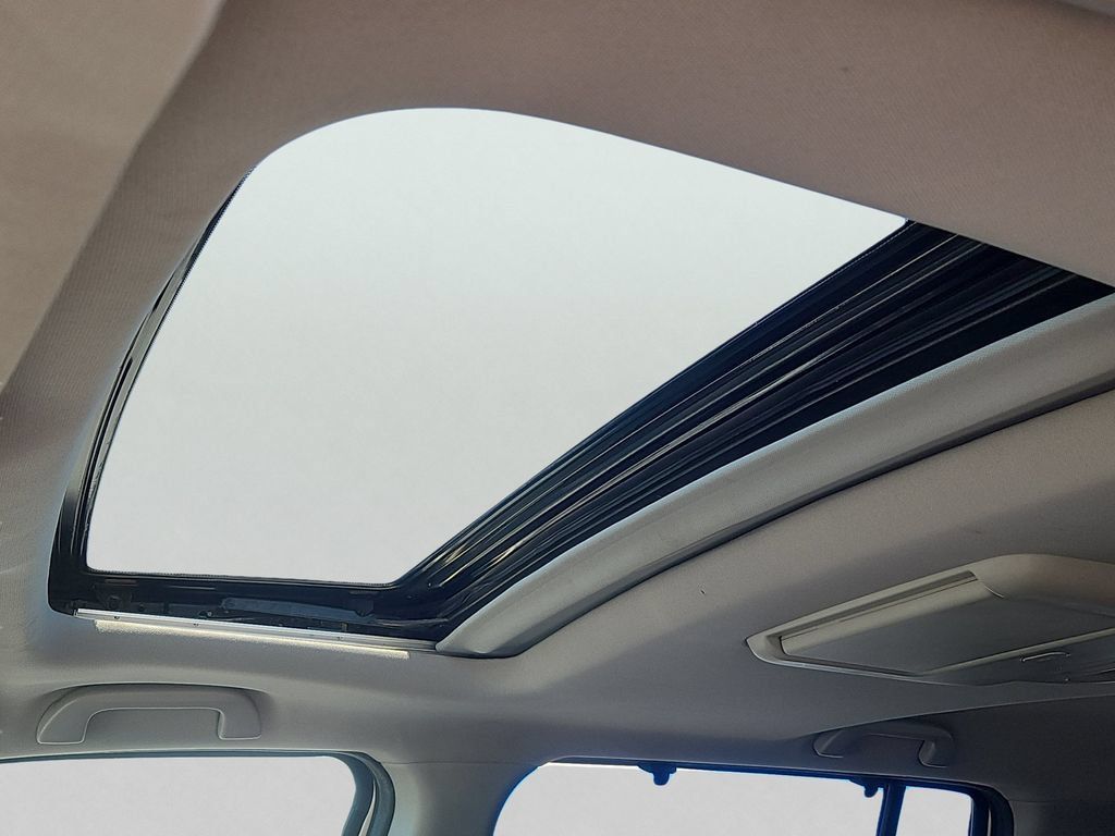 Used 2014 Honda Pilot Touring image 10