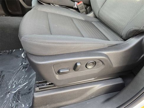 Used 2024 Chevrolet Silverado 1500 Custom image 11