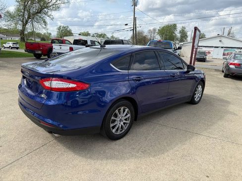 Used 2015 Ford Fusion S FWD image 4