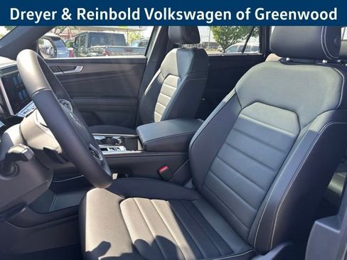 New 2026 Volkswagen Atlas Cross Sport SEL R-Line AWD/4WD image 25