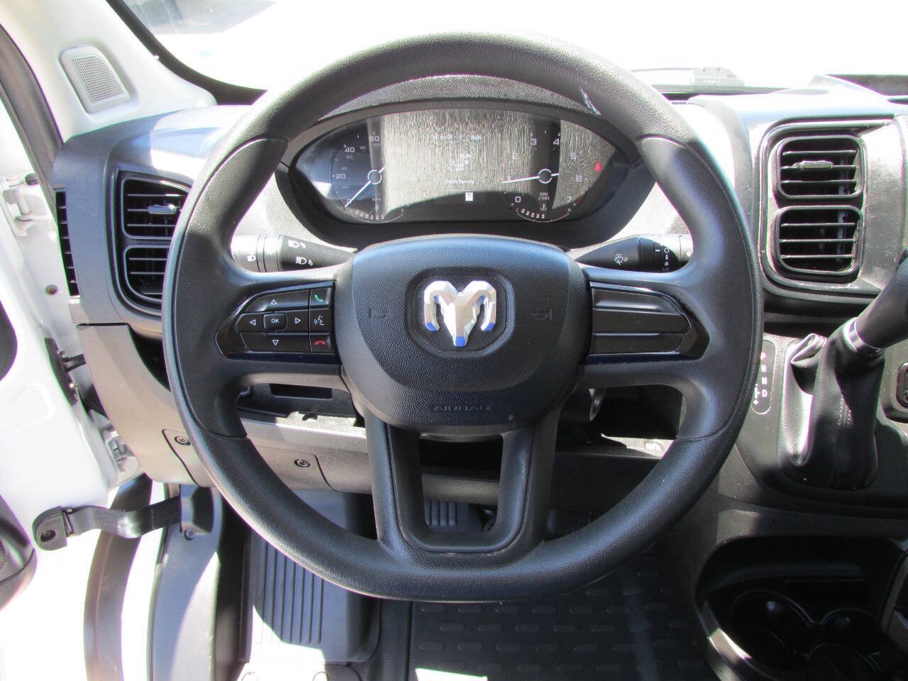 Used 2023 RAM ProMaster 2500 FWD image 17