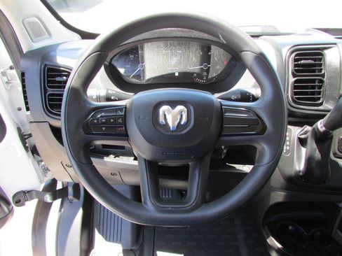 Used 2023 RAM ProMaster 2500 FWD image 17