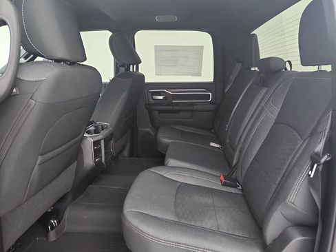 New 2027 RAM 2500 Big Horn AWD/4WD image 31