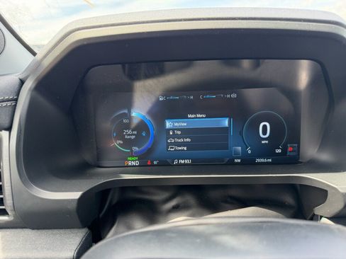 Used 2025 Ford F150 Lightning Flash AWD/4WD image 12