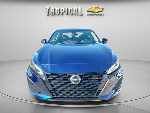 Used 2024 Nissan Altima 2.5 SR FWD image 8