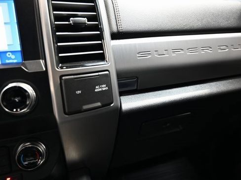 Used 2019 Ford F250 Platinum w/ Platinum Ultimate Package image 24