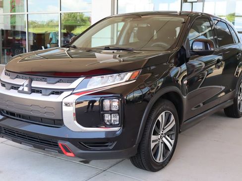Used 2024 Mitsubishi Outlander Sport AWD image 3