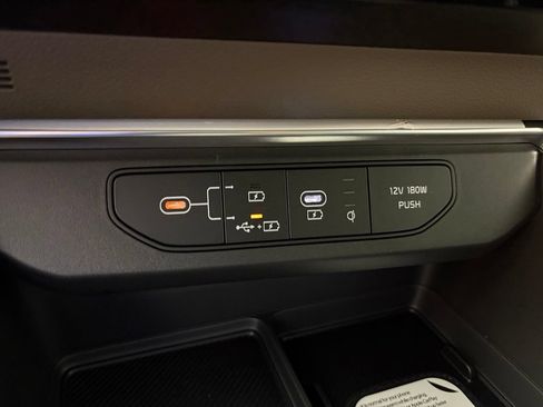New 2026 Kia Carnival EX FWD image 29