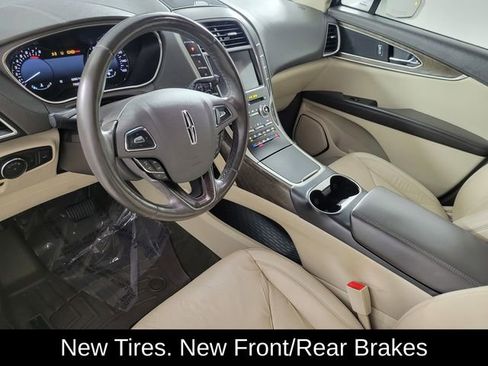 Used 2018 Lincoln MKX Reserve image 12