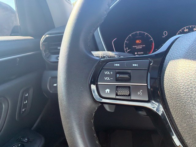 Used 2025 Honda Pilot Touring image 23
