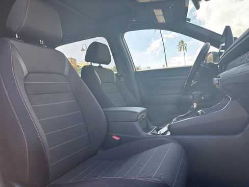 Used 2025 Honda CR-V Sport image 9