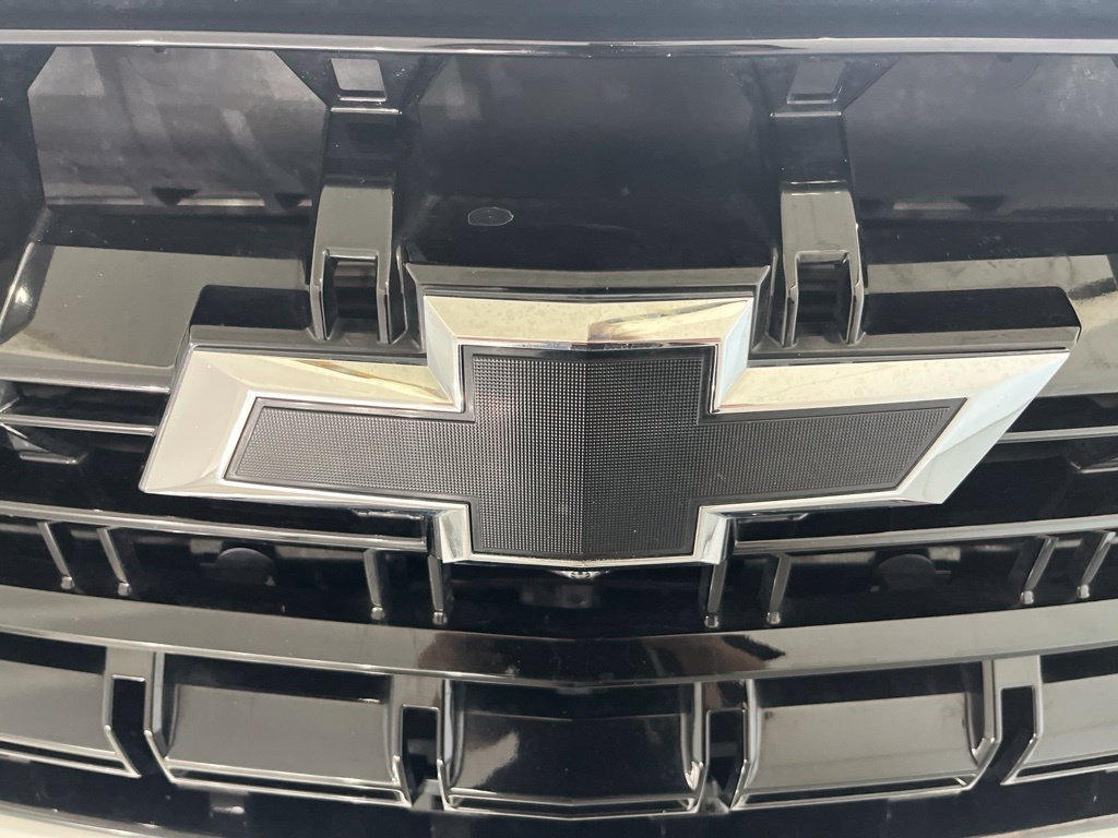 Used 2025 Chevrolet Suburban Z71 AWD/4WD image 35