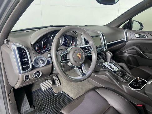 Certified 2015 Porsche Cayenne S AWD/4WD image 4