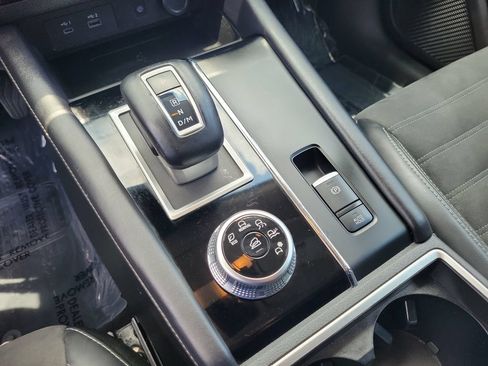 Used 2024 Mitsubishi Outlander SE FWD image 26