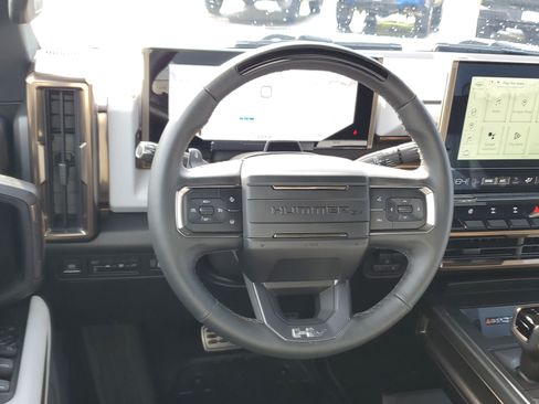 Used 2024 GMC Hummer EV 2X w/ Extreme Off-Road Package AWD/4WD image 11