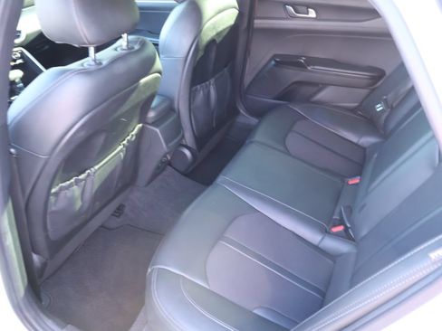 Used 2022 Kia K5 GT-Line FWD image 12