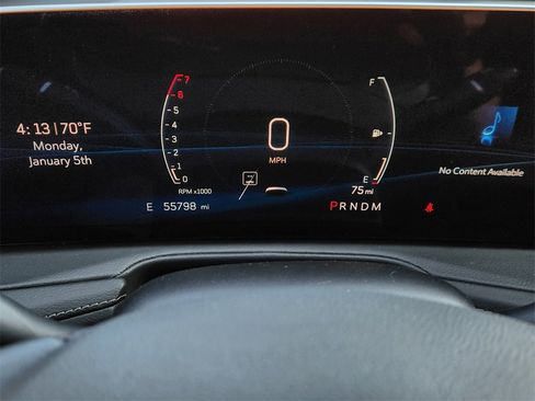 Used 2024 Cadillac XT4 Premium Luxury image 15