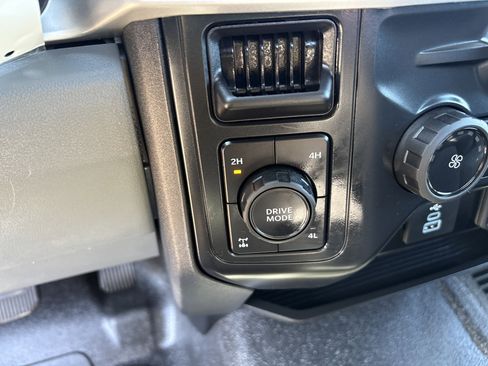 Used 2025 Ford F250 XL w/ 360-Degree Camera Package image 13