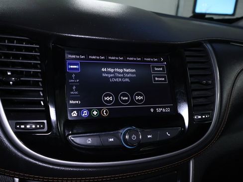 Used 2021 Chevrolet Trax LT image 25