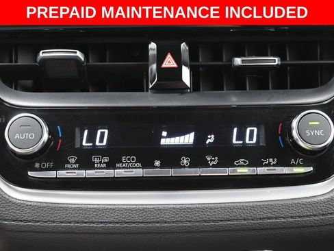 Certified 2025 Toyota Corolla Cross XLE FWD image 21