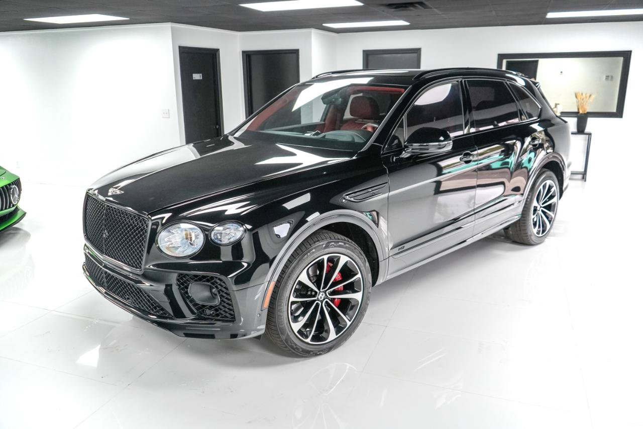 Used 2022 Bentley Bentayga AWD/4WD image 2