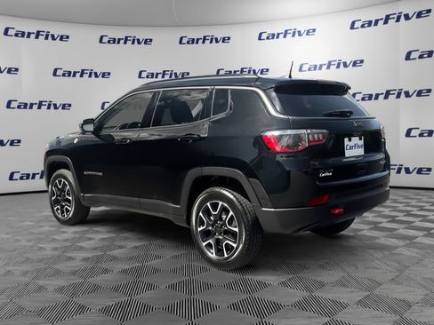 Used 2021 Jeep Compass Trailhawk AWD/4WD image 3