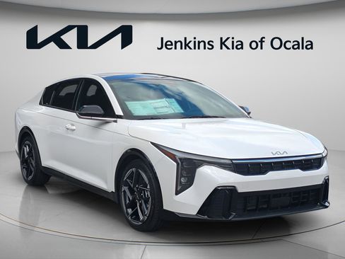 New 2026 Kia K4 GT-Line image 9
