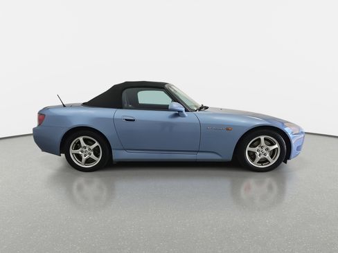 Used 2002 Honda S2000 image 4