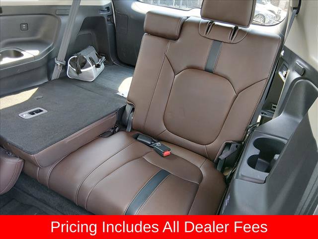 Used 2025 Honda Pilot Elite image 14