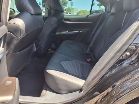 Used 2024 Toyota Camry SE FWD image 15