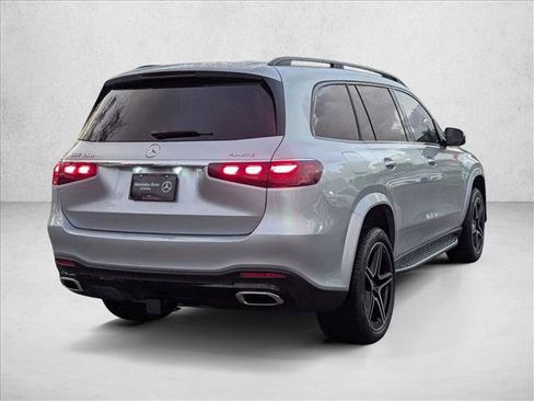 New 2026 Mercedes-Benz GLS 450 4MATIC image 2
