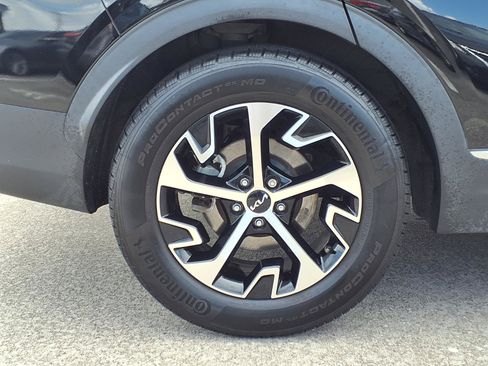 Used 2023 Kia Sportage EX FWD image 9