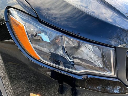 Used 2020 Jeep Compass Altitude image 27