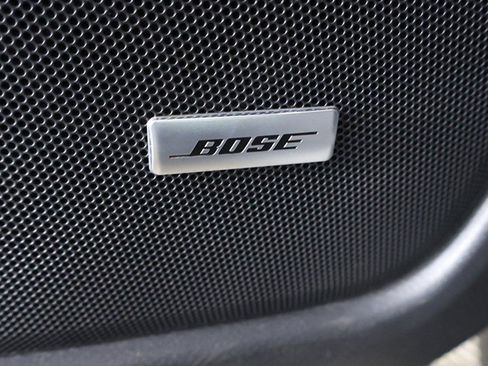 Used 2022 Nissan Sentra SR w/ SR Premium Package image 48