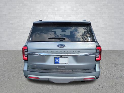 Certified 2024 Ford Expedition Limited image 5