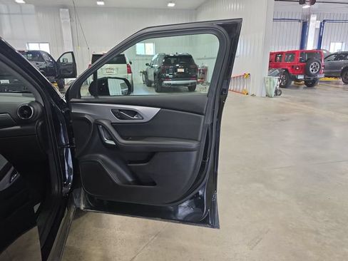 Used 2023 Chevrolet Blazer LT w/ Midnight/Sport Edition AWD/4WD image 31