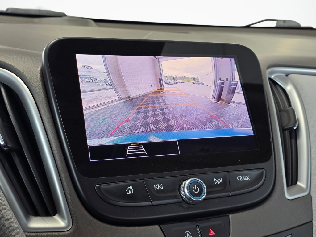 Used 2024 Chevrolet Malibu LT FWD image 27