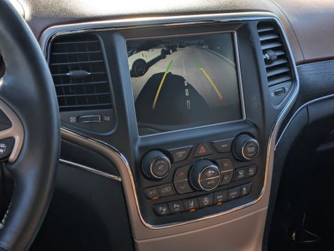 Used 2017 Jeep Grand Cherokee Summit image 31