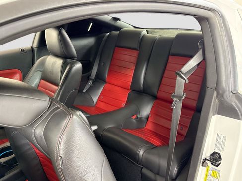 Used 2009 Ford Mustang Shelby GT500 RWD image 17